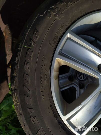 Диски volkswagen t5 R16 хорошее состояние