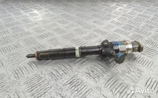 Форсунка дизельная toyota corolla verso 2 (GBR15AL