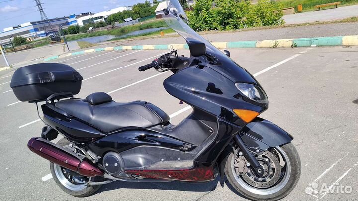 Максискутер Yamaha t-max 500