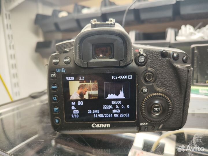 Фотоаппарат canon 5D mark iii