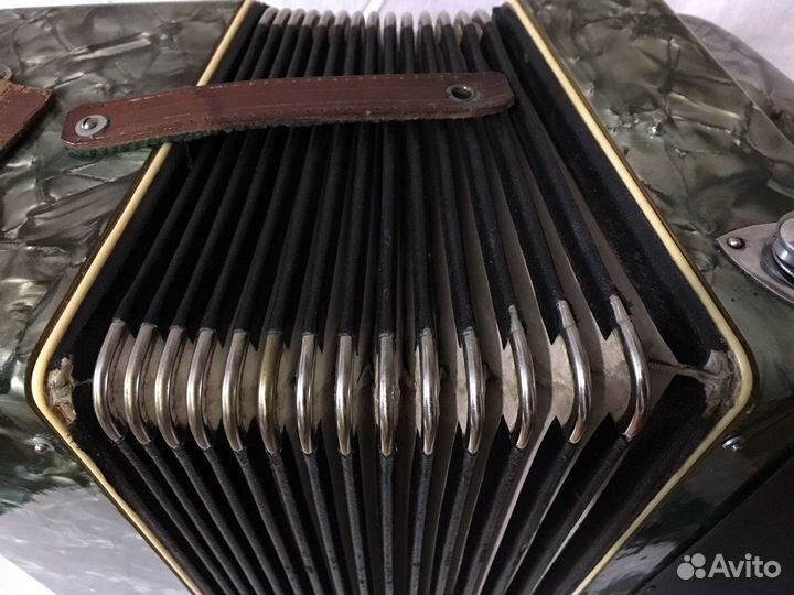 Аккордеон Weltmeister Virtuos IV