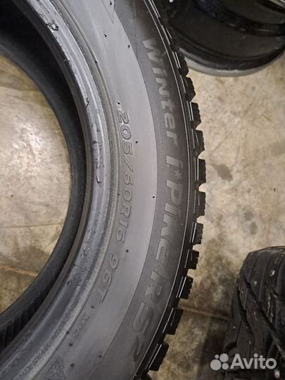 Hankook Winter I'Pike RS2 W429 205/60 R16