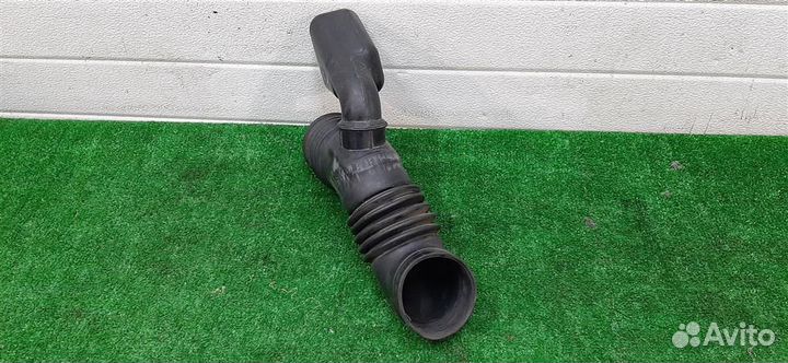 Патрубок воздушного фильтра Subaru Legacy/ Outbac