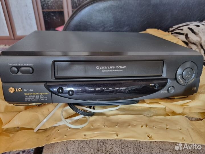 Видеомагнитофон