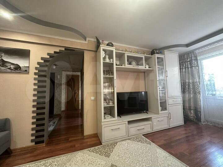 3-к. квартира, 56,5 м², 2/5 эт.