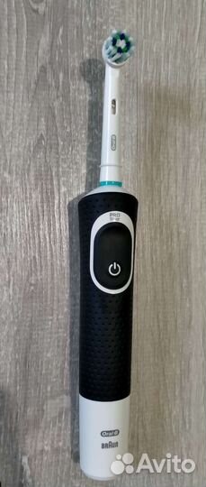 Зубная щётка Braun Oral-B электрическая