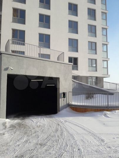 Машиноместо, 13 м²