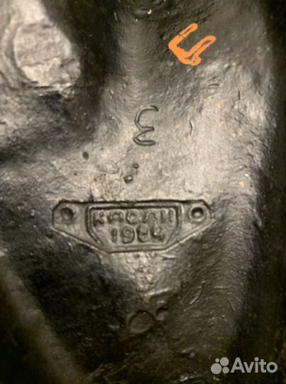 Статуэтка перекуем мечи на оралы