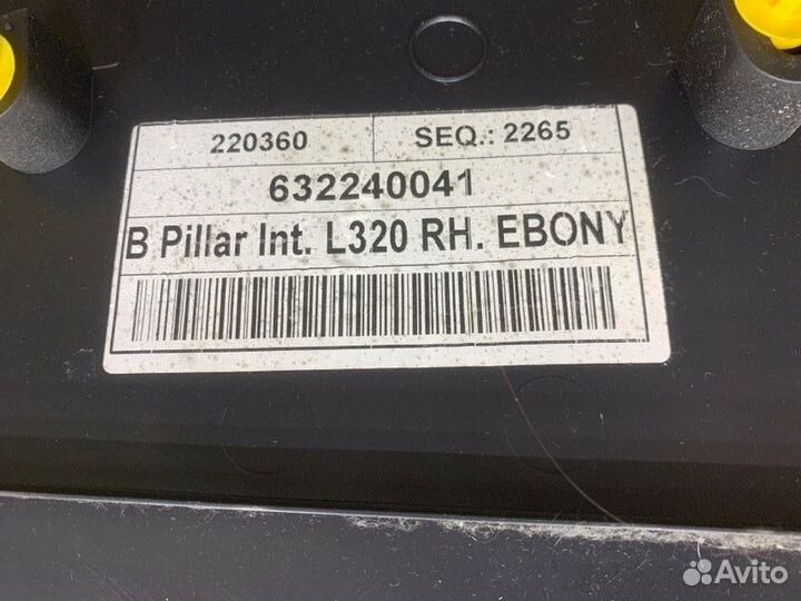 Обшивка стойки правая Land Rover Range Rover Sport