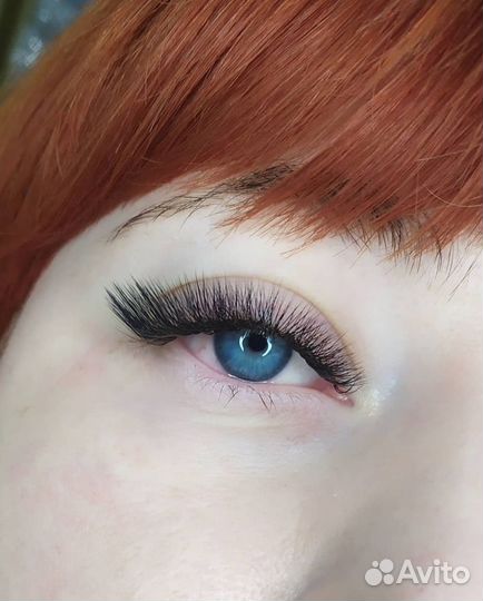 Наращивание ресниц Окрашивание бровей