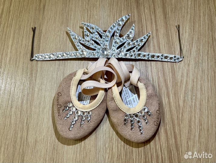 Украшение на голову для художественной гимнастики