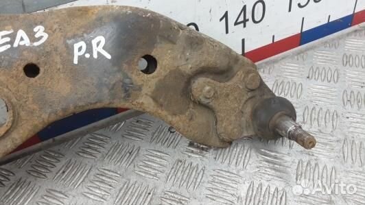 Рычаг передний нижний правый toyota RAV 4 ZSA3 (GE