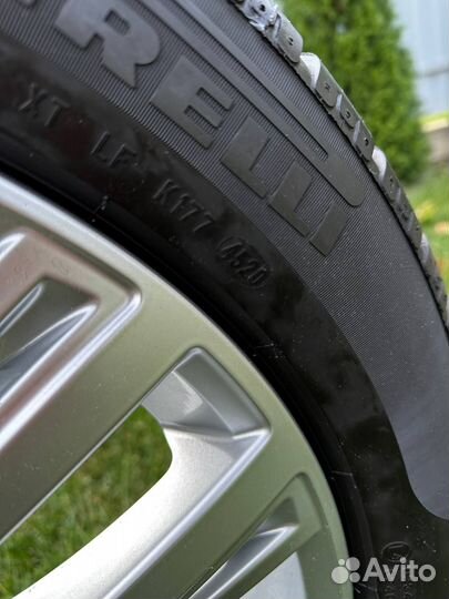Комплект Оригинальных колес VW R19 235/50 Pirelli