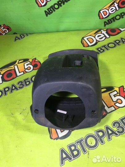 Кожух рулевой колонки Kia Rio 3