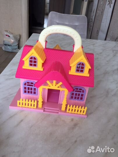 Домик кукольный