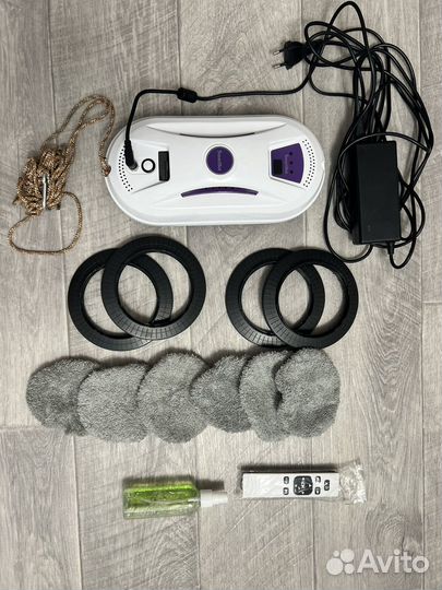 Робот мойщик окон