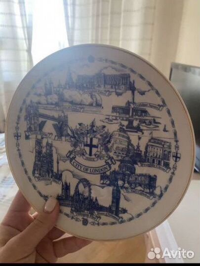Сувенирные тарелки