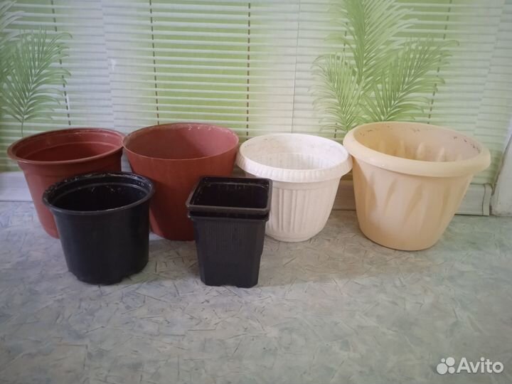 Горшки пластиковые цветочные 0,22-2,5л