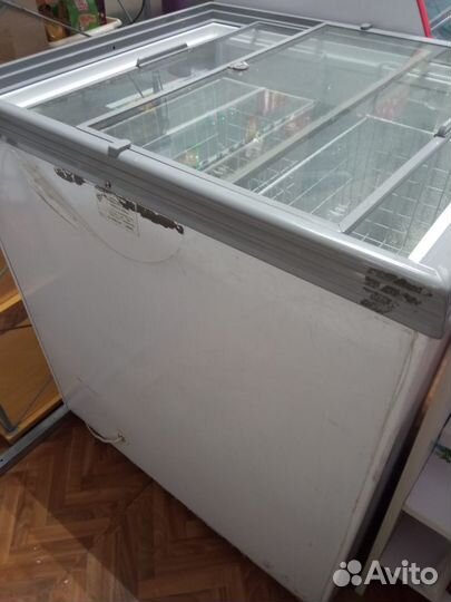Морозильная витрина