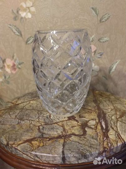 Хрустальная ваза