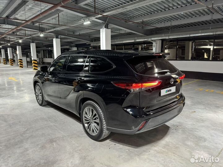 Toyota Highlander 3.5 AT, 2021, 1 000 км