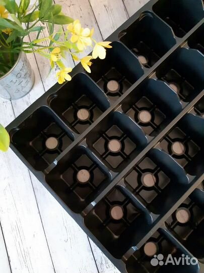 Кассеты для рассады 28 ячеек 520*320 мм