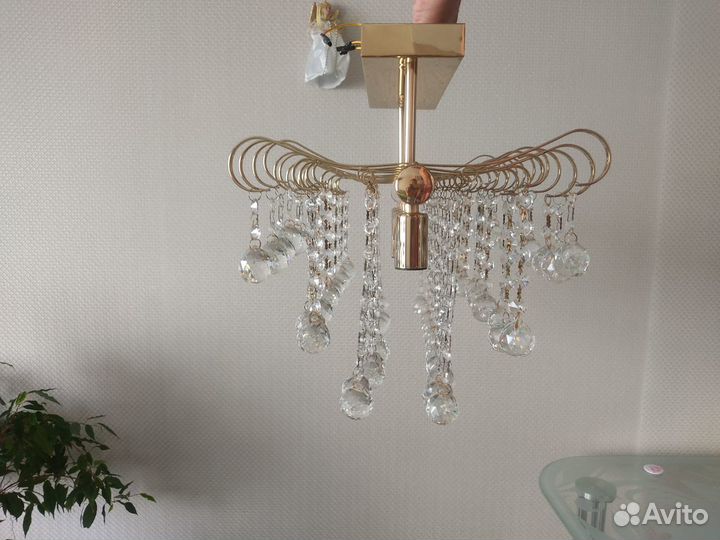 Хрустальная люстра