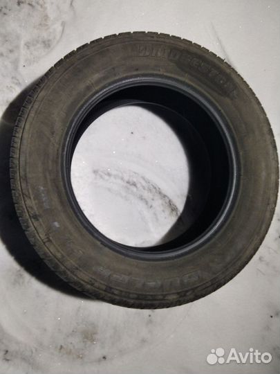 Bridgestone Dueler H/T D687 225/65 R17