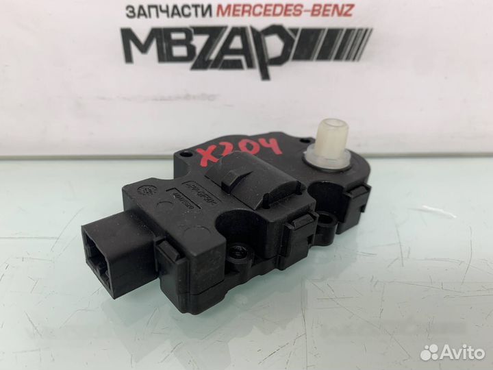 Привод заслонки печки Mercedes w204