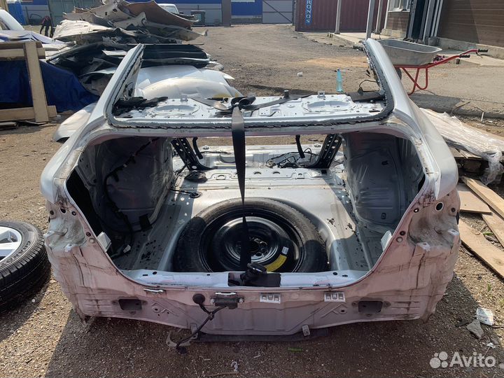 Задняя часть кузова Nissan teana L33