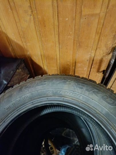 Pirelli Ice Zero 185/65 R15