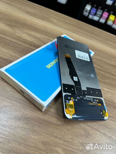 Дисплей p SMART z