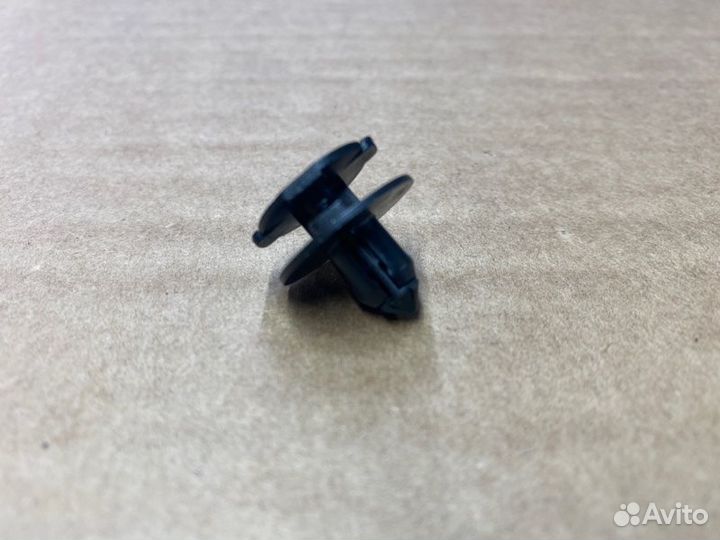 Клипсаt21/T15/J68/M1D/T18/J42/T19/T1 Land Rover