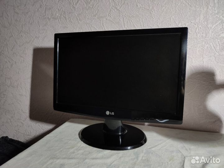 Монитор LG