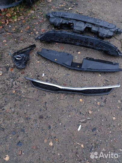 Решотки бампера киа рио 4