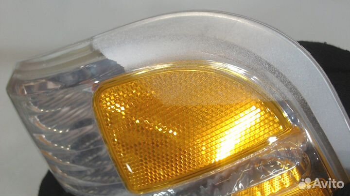 Поворот Ford Explorer, 2003