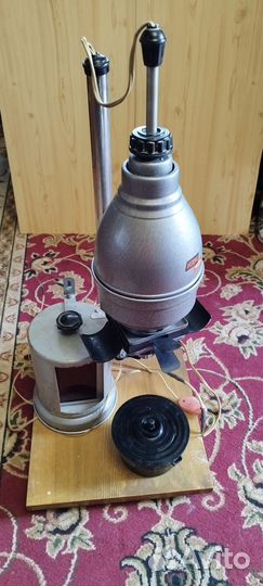 Фотоувеличитель Искра