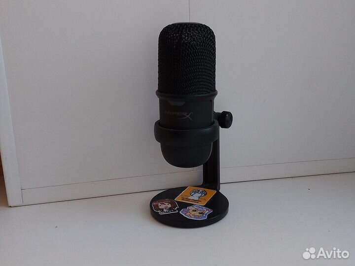 Студийный микрофон