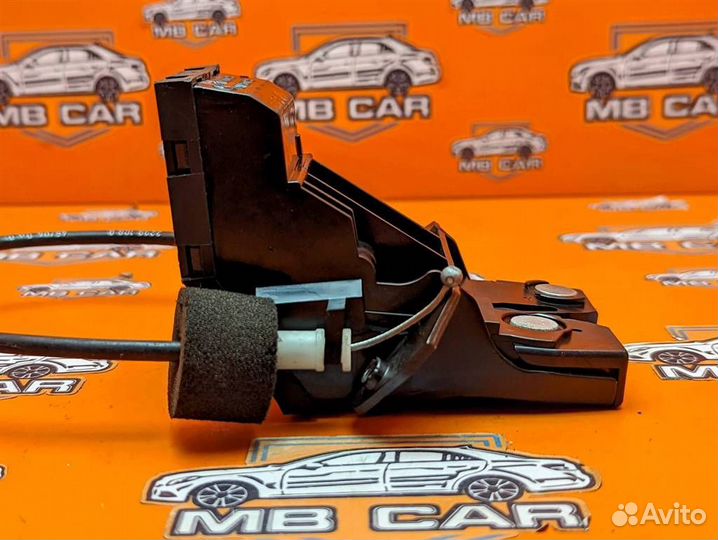 Замок багажника w203 C-class 612.962