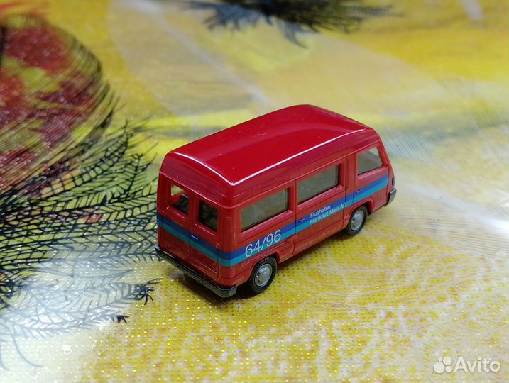 Mercedes Benz 100D Bus (1981-1996)