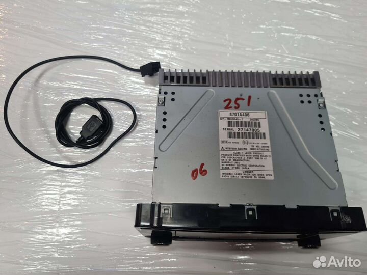 Магнитола mitsubishi