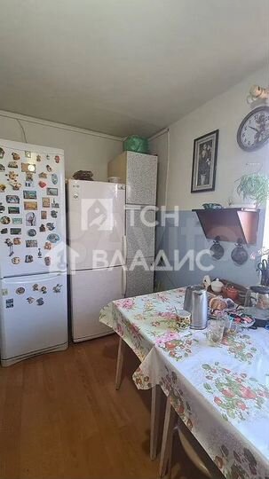 Комната 18 м² в 3-к., 2/4 эт.