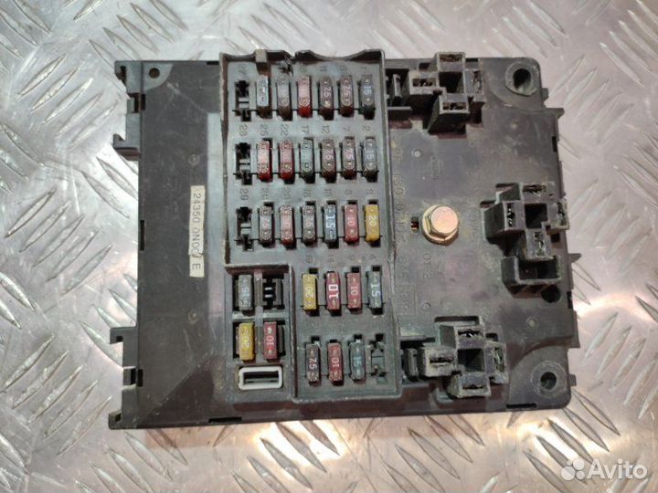 Блок предохранителей Nissan Pulsar 5 N15 1.5 1999