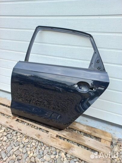 Дверь боковая задняя левая Volkswagen Polo 1.6