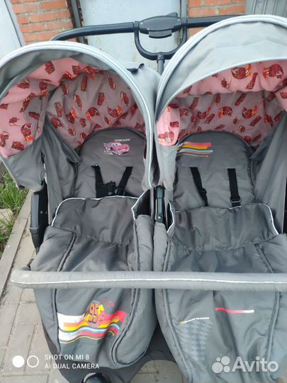 Коляска для двойни или погодок