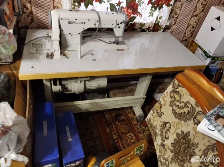 Швейная машина Siruba