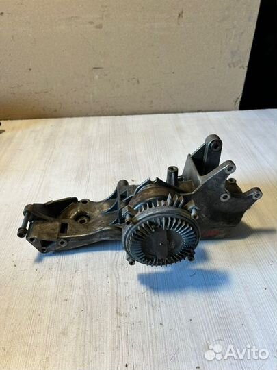 Кронштейн генератора Volkswagen Passat B5