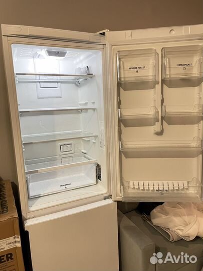 Холодильник Hotpoint Aristone Hf-5180 W