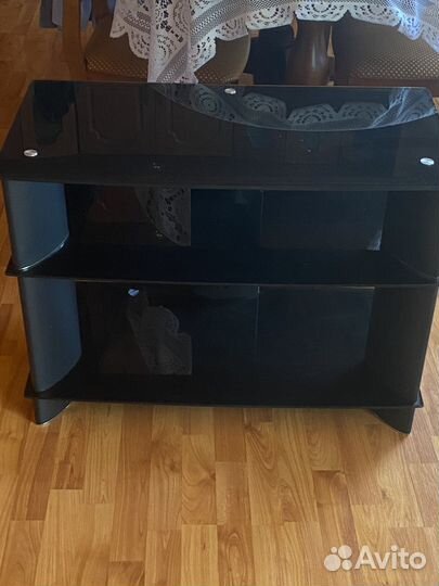 Стеклянная тумба