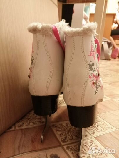 Фигурные коньки, размер 35-36